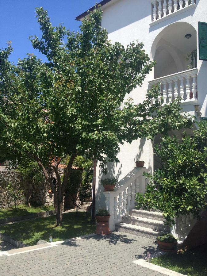 Apartmani Vukicevic Vodice Exterior foto